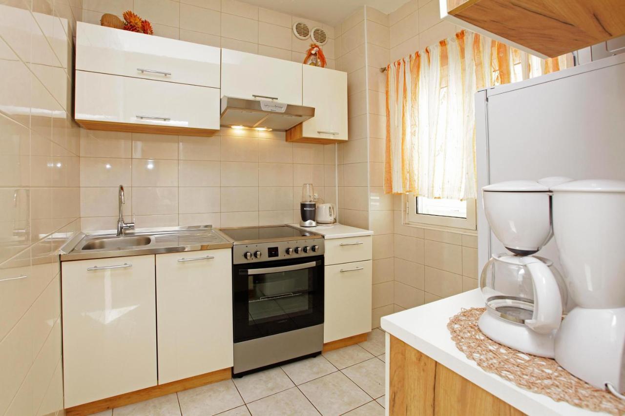 Sunshine Apartment Doda Vela Luka Ngoại thất bức ảnh