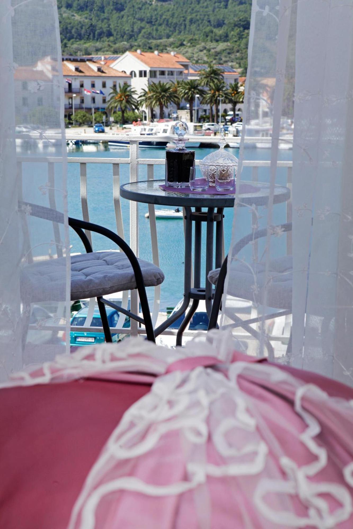 Sunshine Apartment Doda Vela Luka Ngoại thất bức ảnh