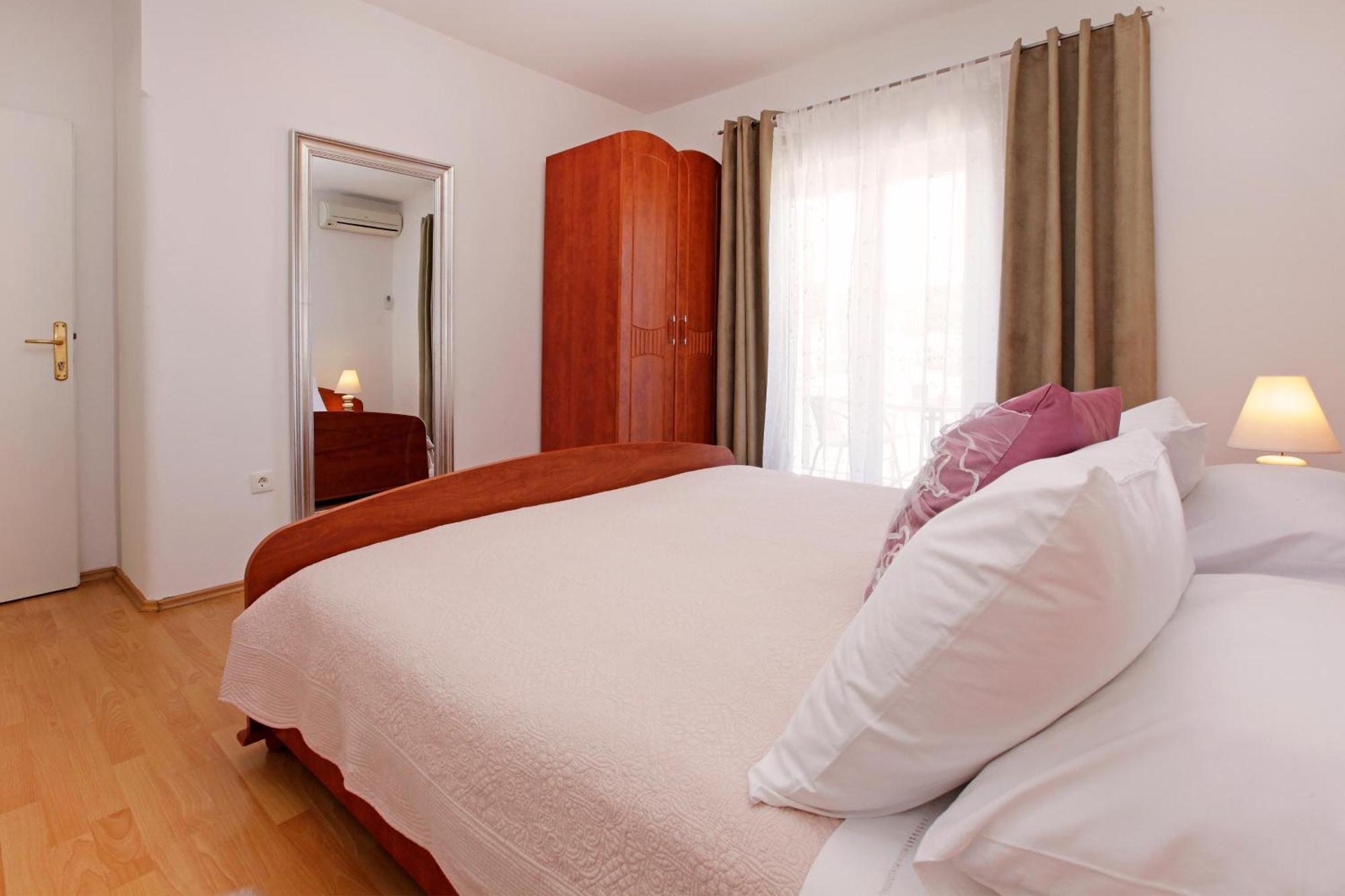 Sunshine Apartment Doda Vela Luka Ngoại thất bức ảnh